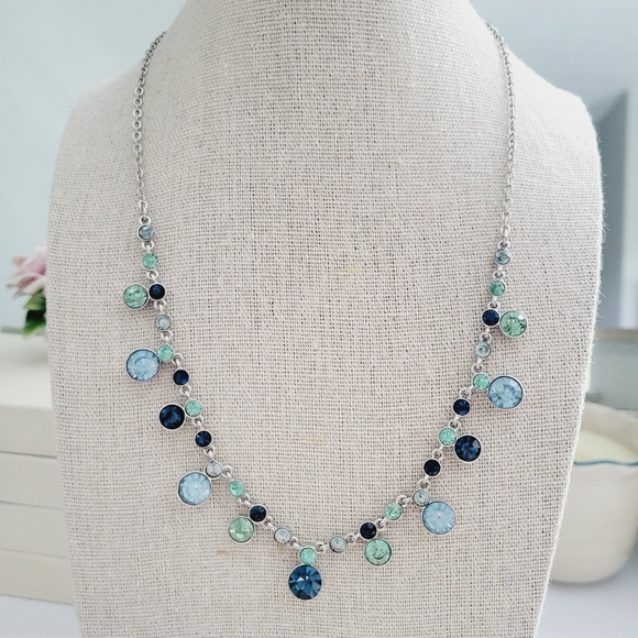 Napier Jewelry - Napier rhinestone necklace